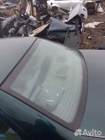 Заднее стекло Peugeot 406