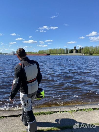 Агент по недвижимости