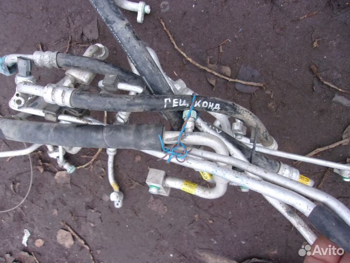 Трубка кондиционера Hyundai Getz. 2003-2010г