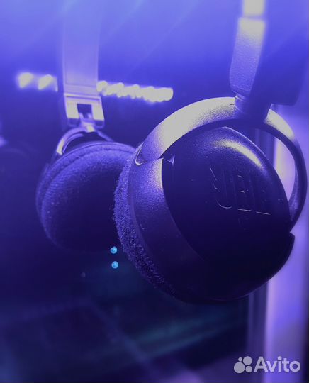Беспроводные наушники JBL T450BT