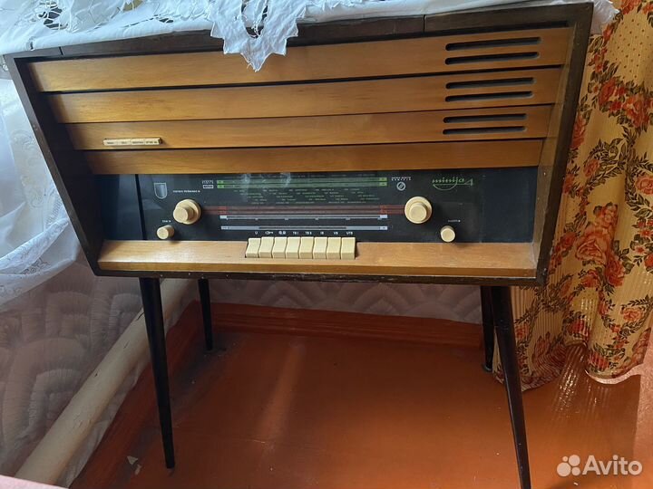 Ретро-радиоприемник