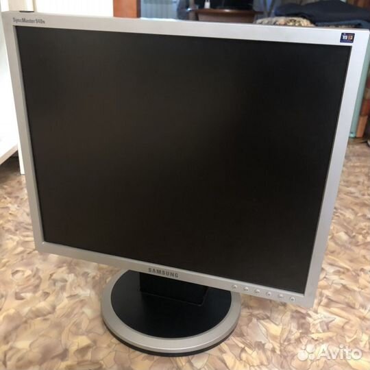 Монитор samsung