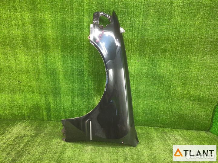 Крыло переднее левое toyota mark II