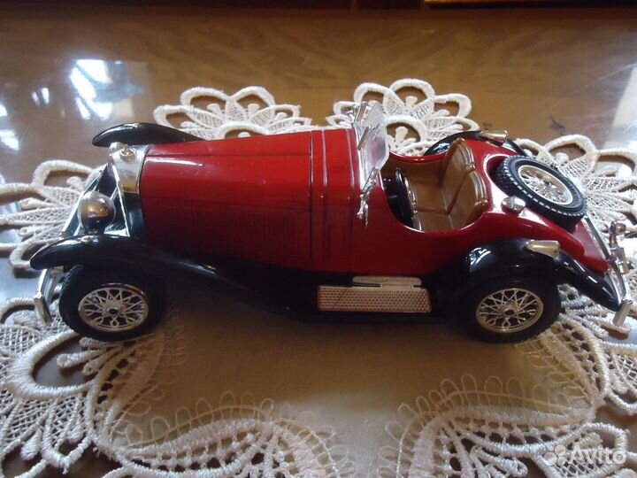 Модель Bburago Mercedes-Benz SSK, 1/24, Italy