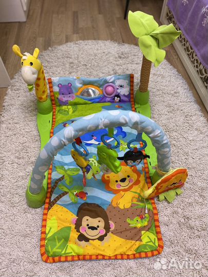 Развивающий коврик и надувной круг для младенца