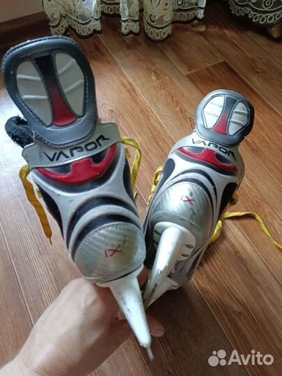 Хоккейные коньки bauer vapor
