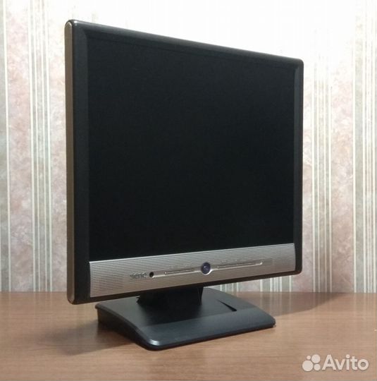 Монитор 17
