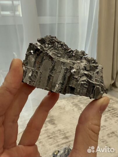 Слиток чистого висмута