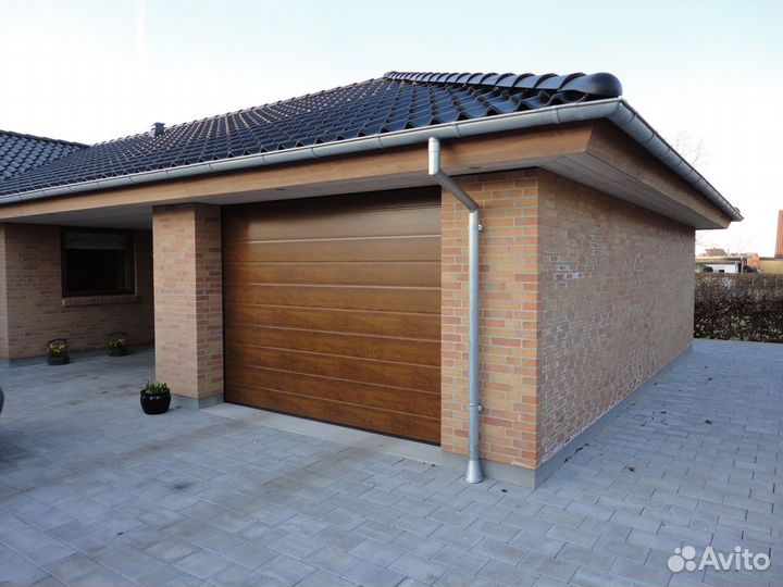 Ворота секционные подъемные от производителя