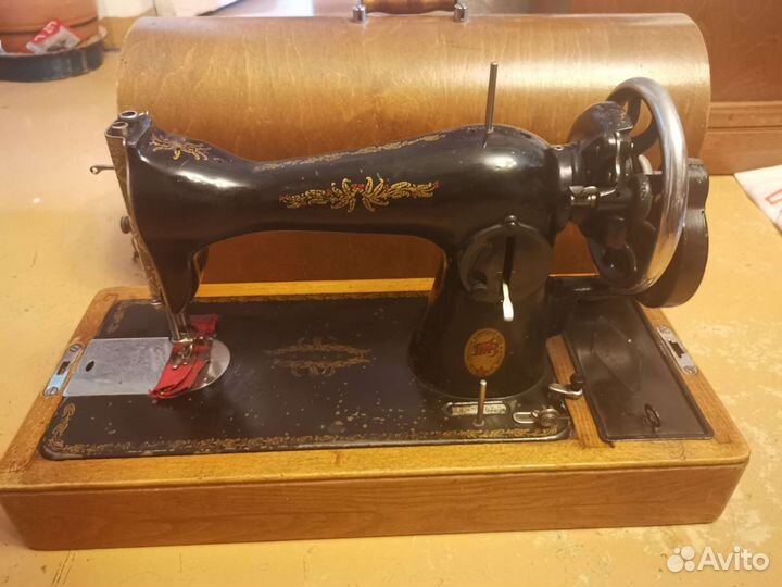 Швейная машина Подольск ручная бу