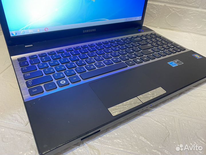 Ноутбук Samsung np305v5a