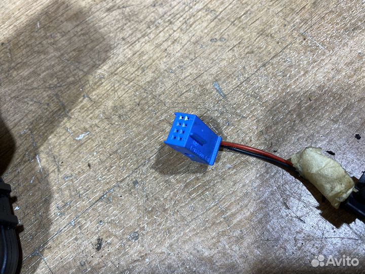 Замок задней правой двери Mercedes W211 ZD138