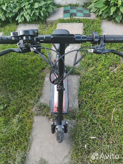 Электросамокат kugoo m4