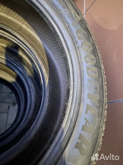 Goodyear UltraGrip 8 Performance 285/45 R20