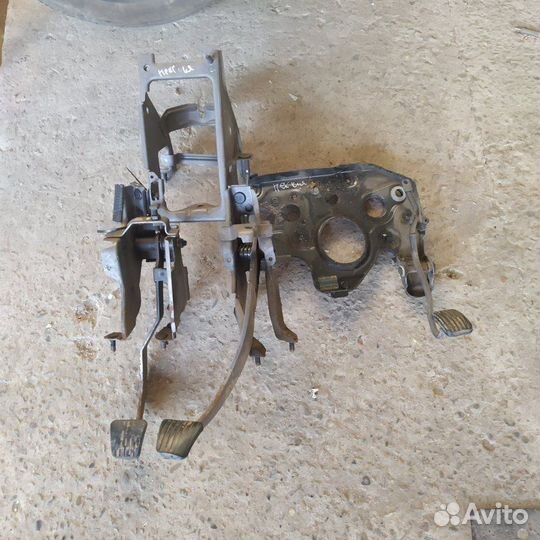 Блок педалей Daewoo Nexia 1 2008