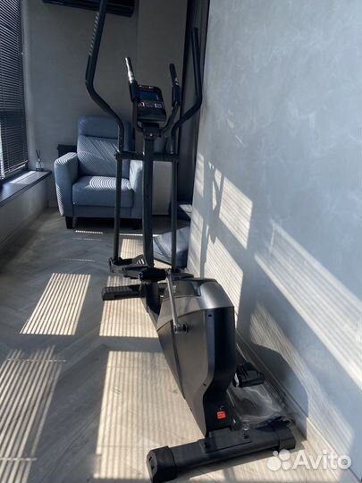 Эллиптический тренажер