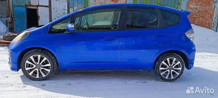 На запчасти, в полный разбор honda FIT RS GE8