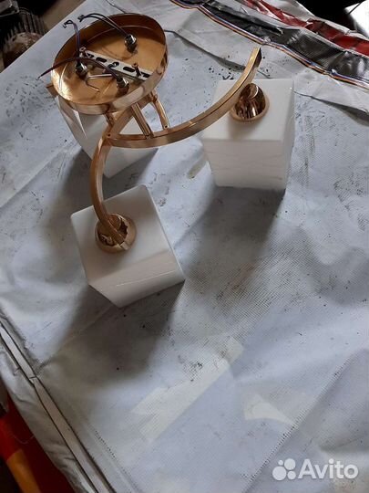 Люстры потолочные новые