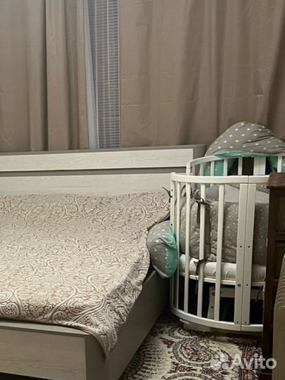 Детская кроватка с маятником круглая, овальная