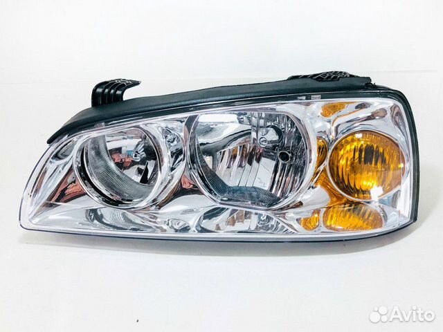Фара левая Hyundai Elantra 3 XD