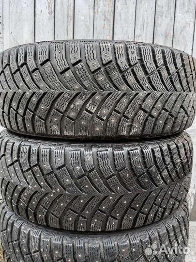 Michelin X-Ice North 4 205/55 R16 94T