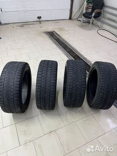 Yokohama Ice Guard F700Z 235/55 R18