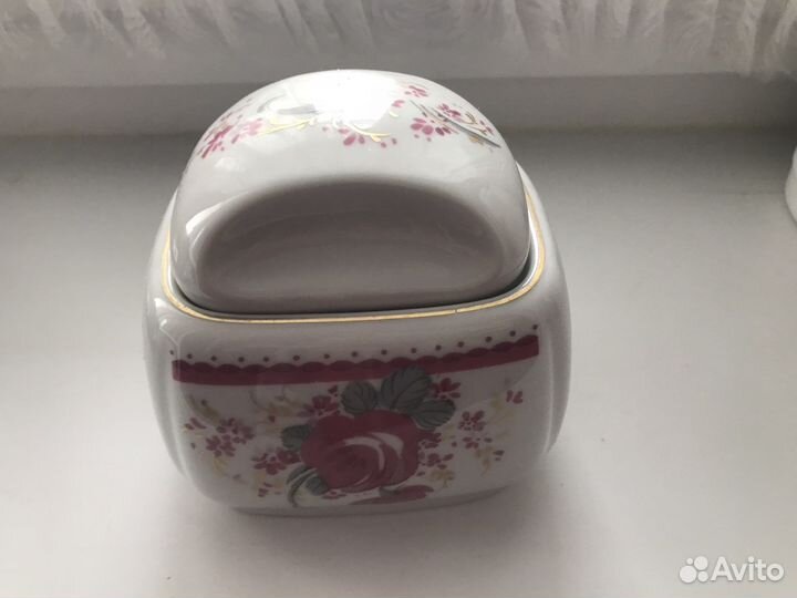 Фарфоровая посуда