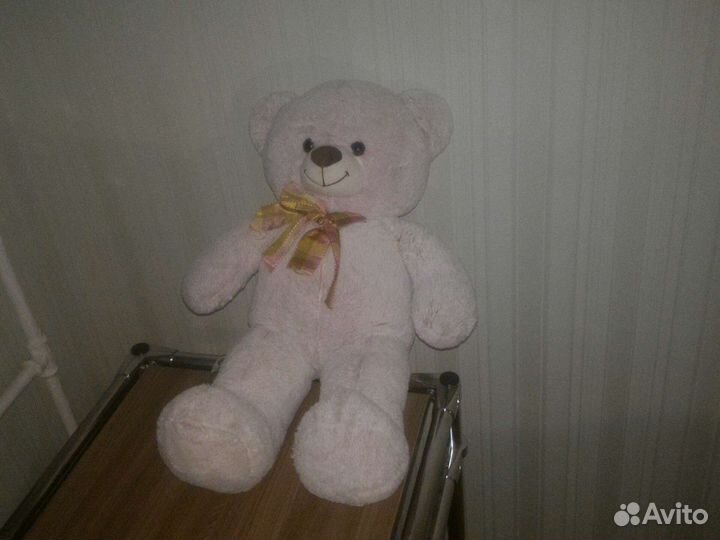 Большие плюшевые медведи