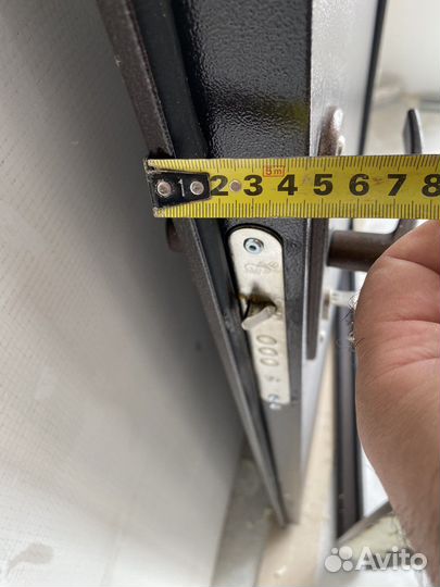 Дверь входная металлическая