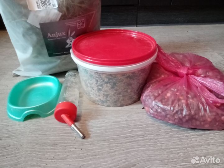 Принадлежности для животных