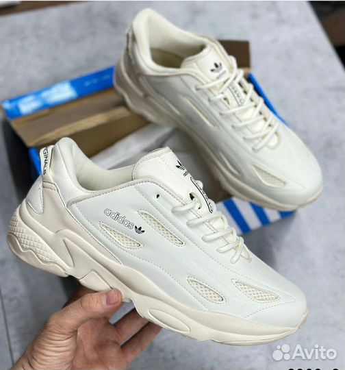 Кроссовки adidas