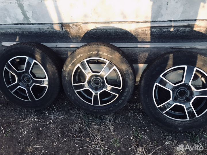 Колеса в сборе r15 летние