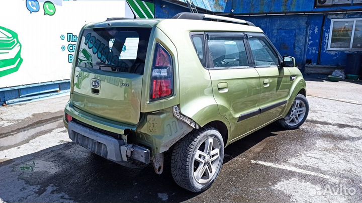 Фонарь задний (стоп сигнал) KIA Soul 927012K010