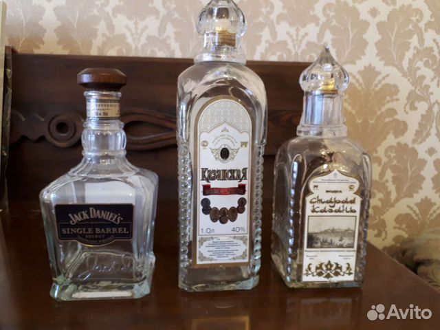 Бутылка стеклянная