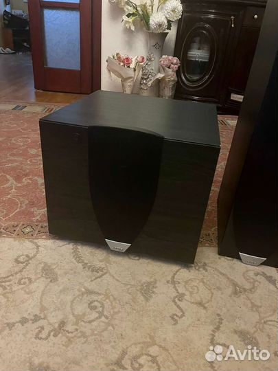 Топовая акустика Jamo E8 5.1+ ресивер Yamaha V630