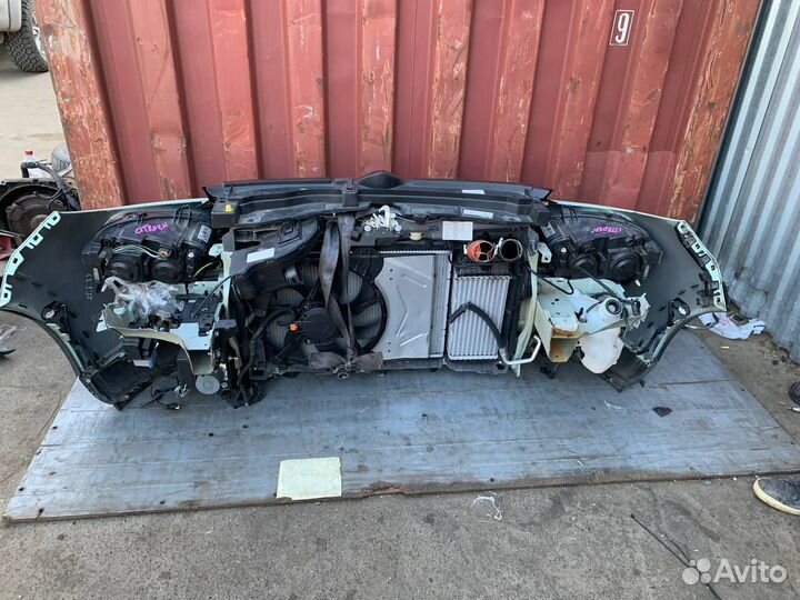 Передняя часть Ситроен С3 3 поколения галоген