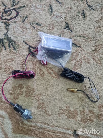 Монитор с датчиками для катера