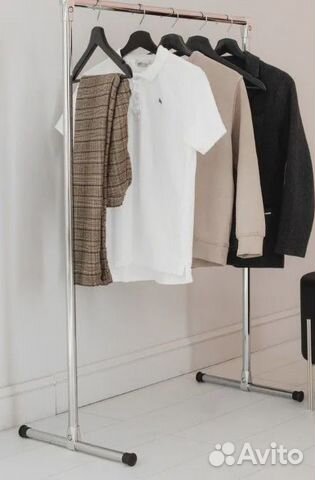 Вешалка напольная из металла