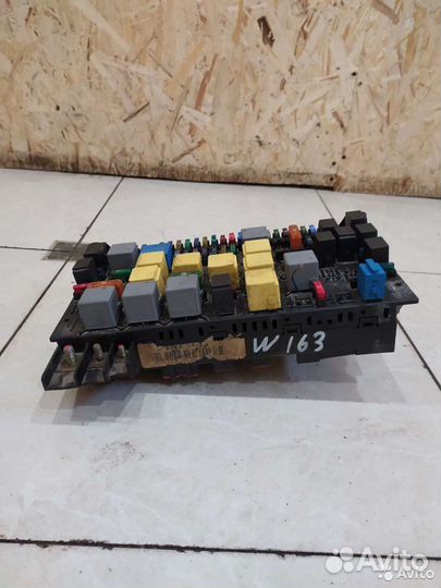 Блок предохранителей Mercedes-Benz W163