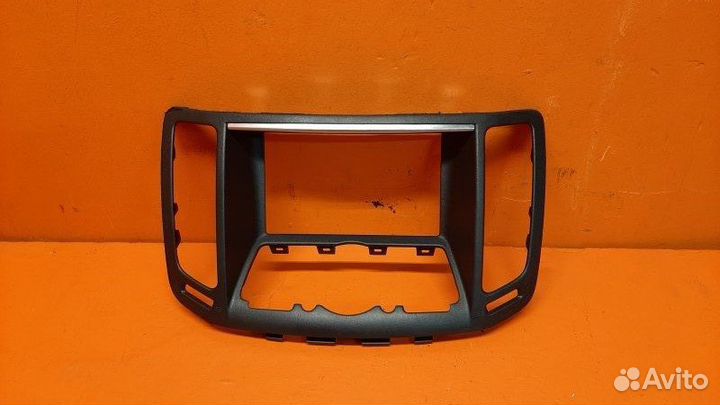 Накладка торпедо центральная Infiniti G35 V36 2008