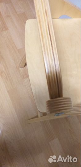 Стул деревянный