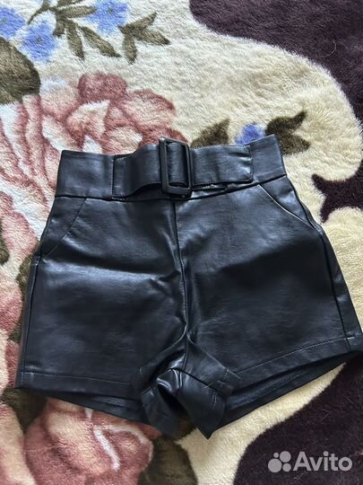 Шорты кожаные