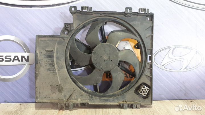 Вентилятор радиатора охлаждения двигателя диффузор