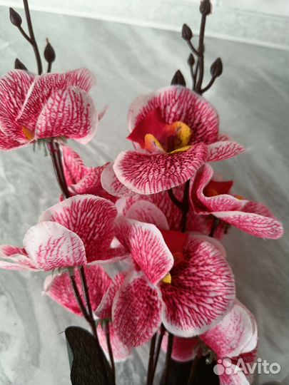 Орхидея искусственная