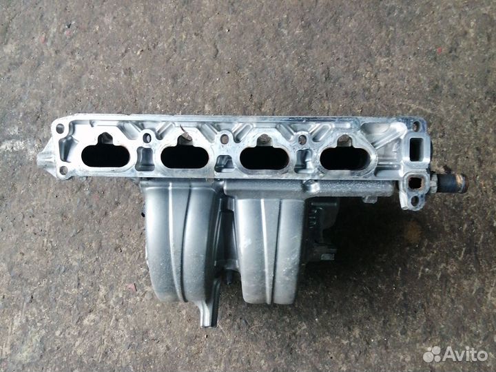 Впускной коллектор Opel Astra H, 1.8, A18XER