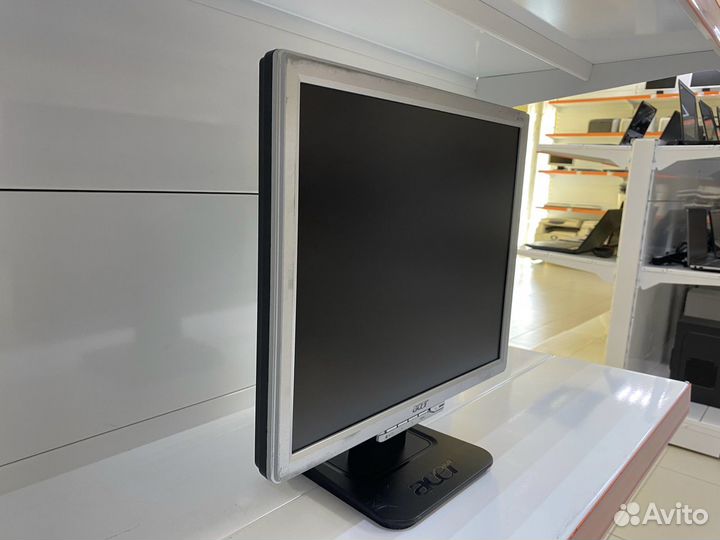 Монитор Acer AL1716