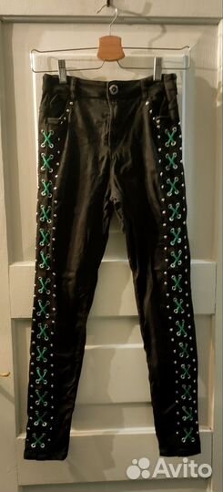 Джинсы bershka со шнуровкой 36 кастом