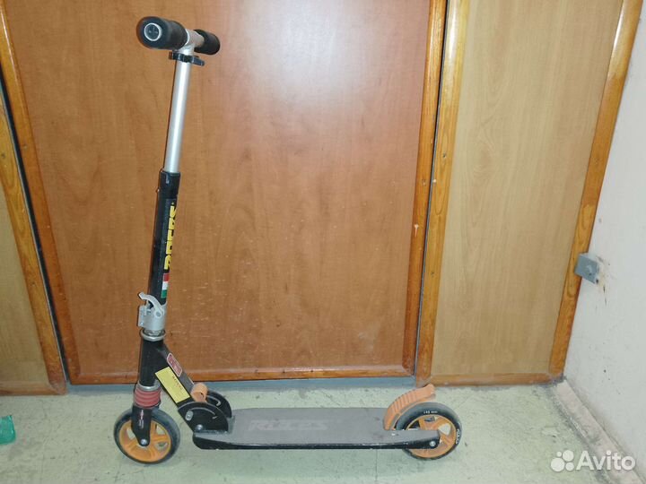 Самокат детский бу