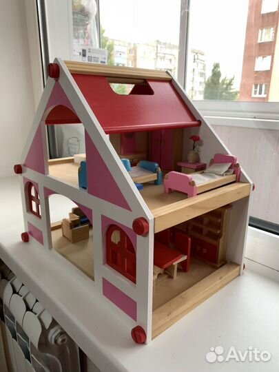 Кукольный домик