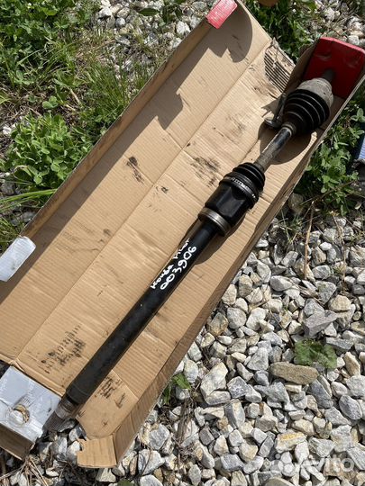 Привод задний левый Honda Pilot